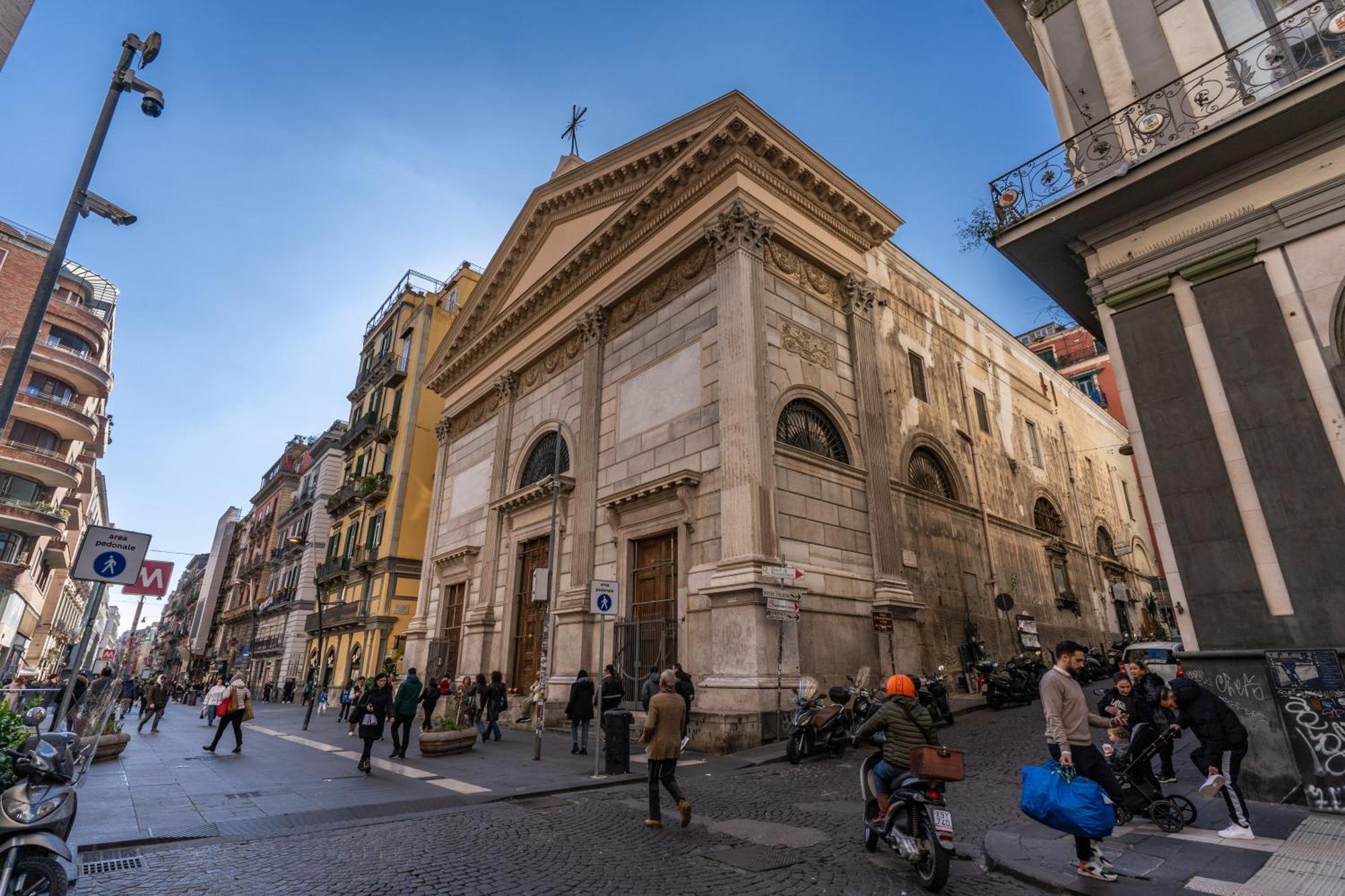 Due Porte A Toledo Neapol Exteriér fotografie