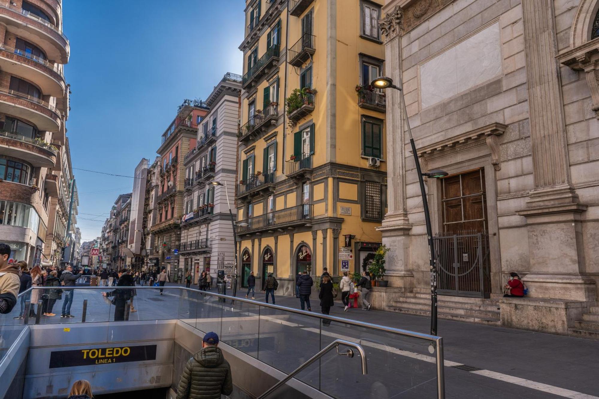 Due Porte A Toledo Neapol Exteriér fotografie